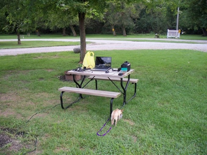 150718_picnic_table_desk